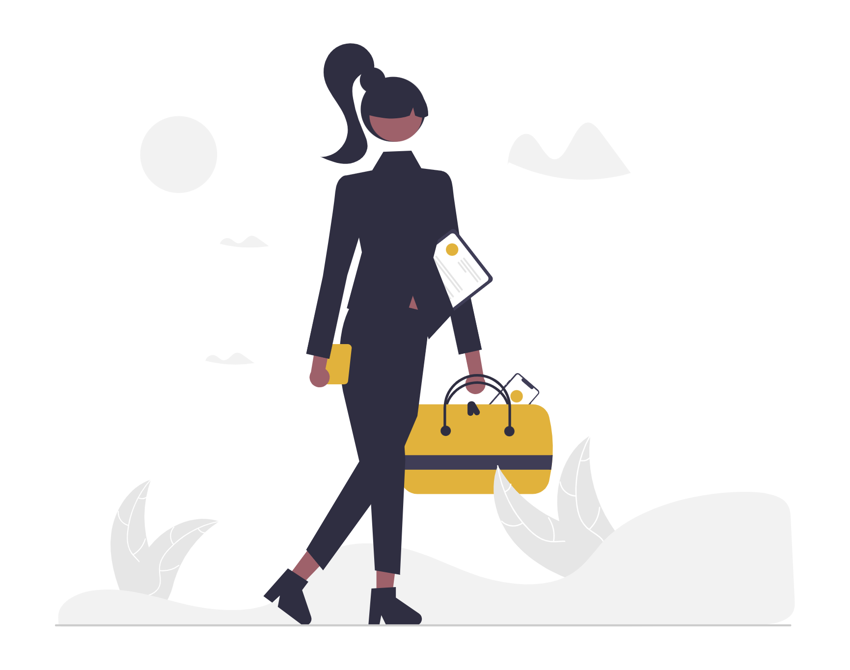 Businesswoman marchant avec un suitcase